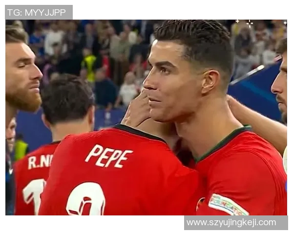 喜欢C罗的足球明星佩佩成长历程与葡萄牙铁血后防传奇 喜欢C罗的足球明星佩佩成长历程与葡萄牙铁血后防传奇